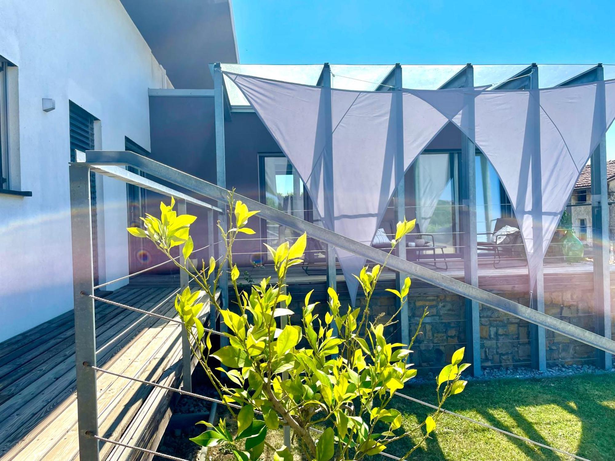 Mega Apartment Prvacina Exterior foto